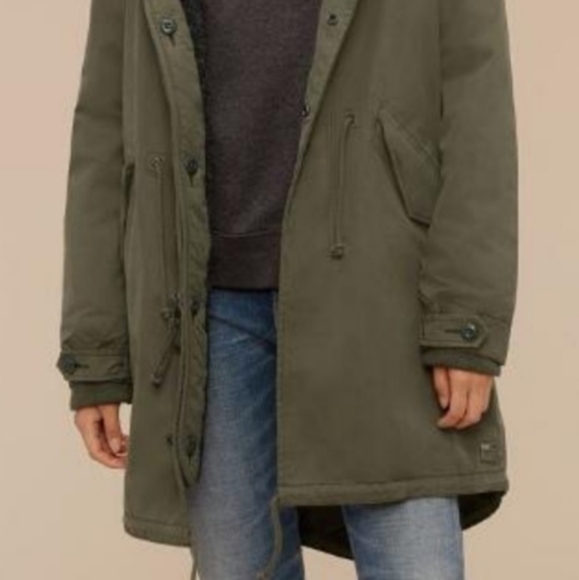 TNA Britannia Parka with Detachable Lining. No fur trim. - Picture 2 of 15